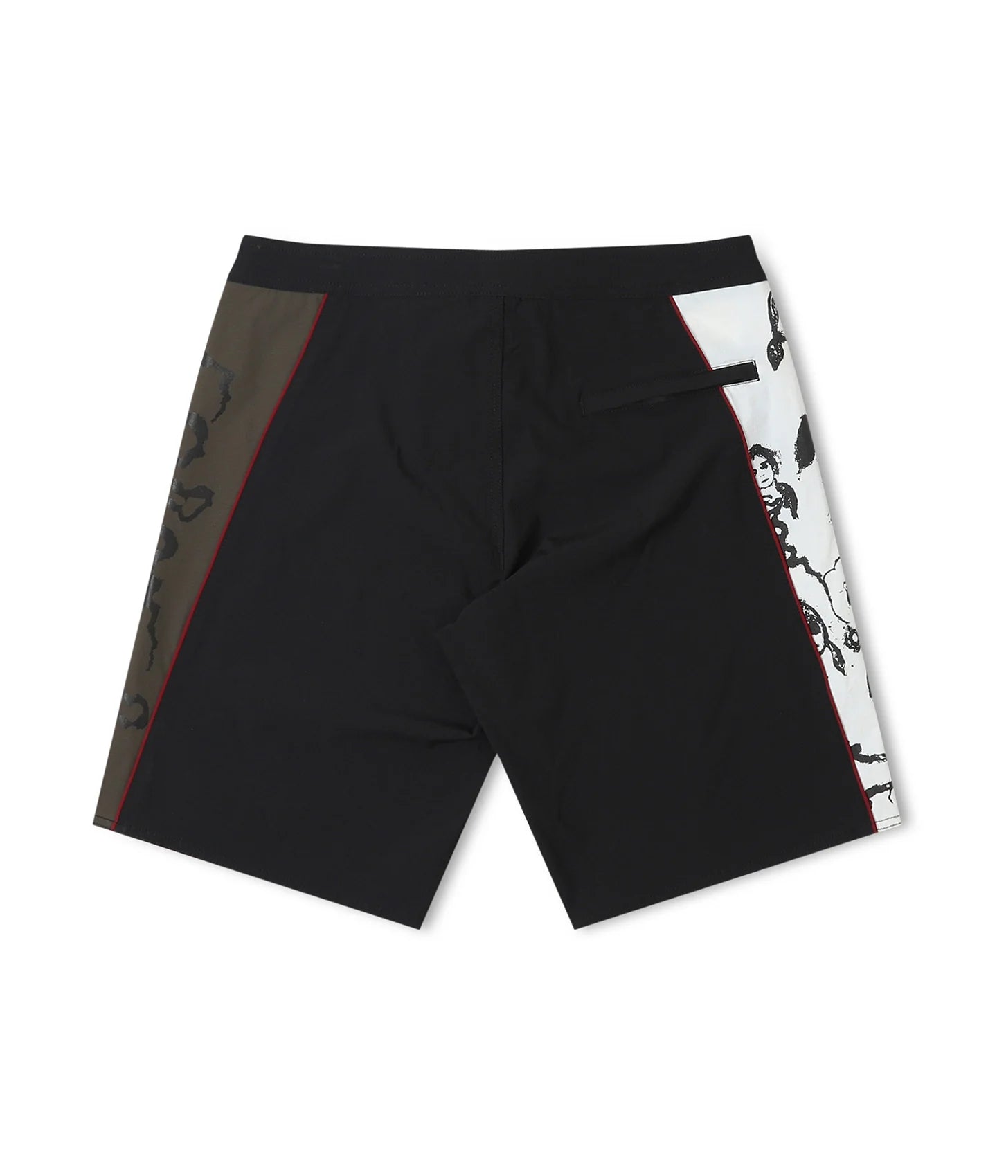 Former Tremor 20" Trunk - Black Army Red
