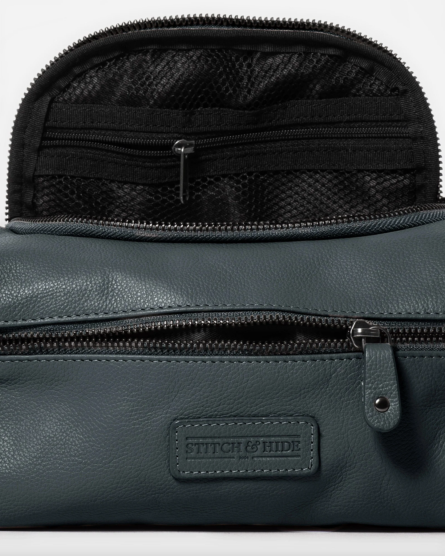 Stitch & Hide Jett Toiletry Bag