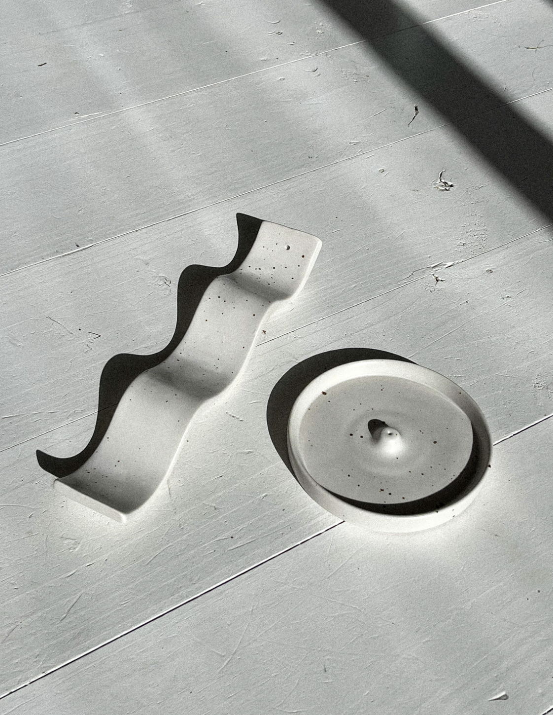 The Commonfolk Fountain Ritual Sticks Holder