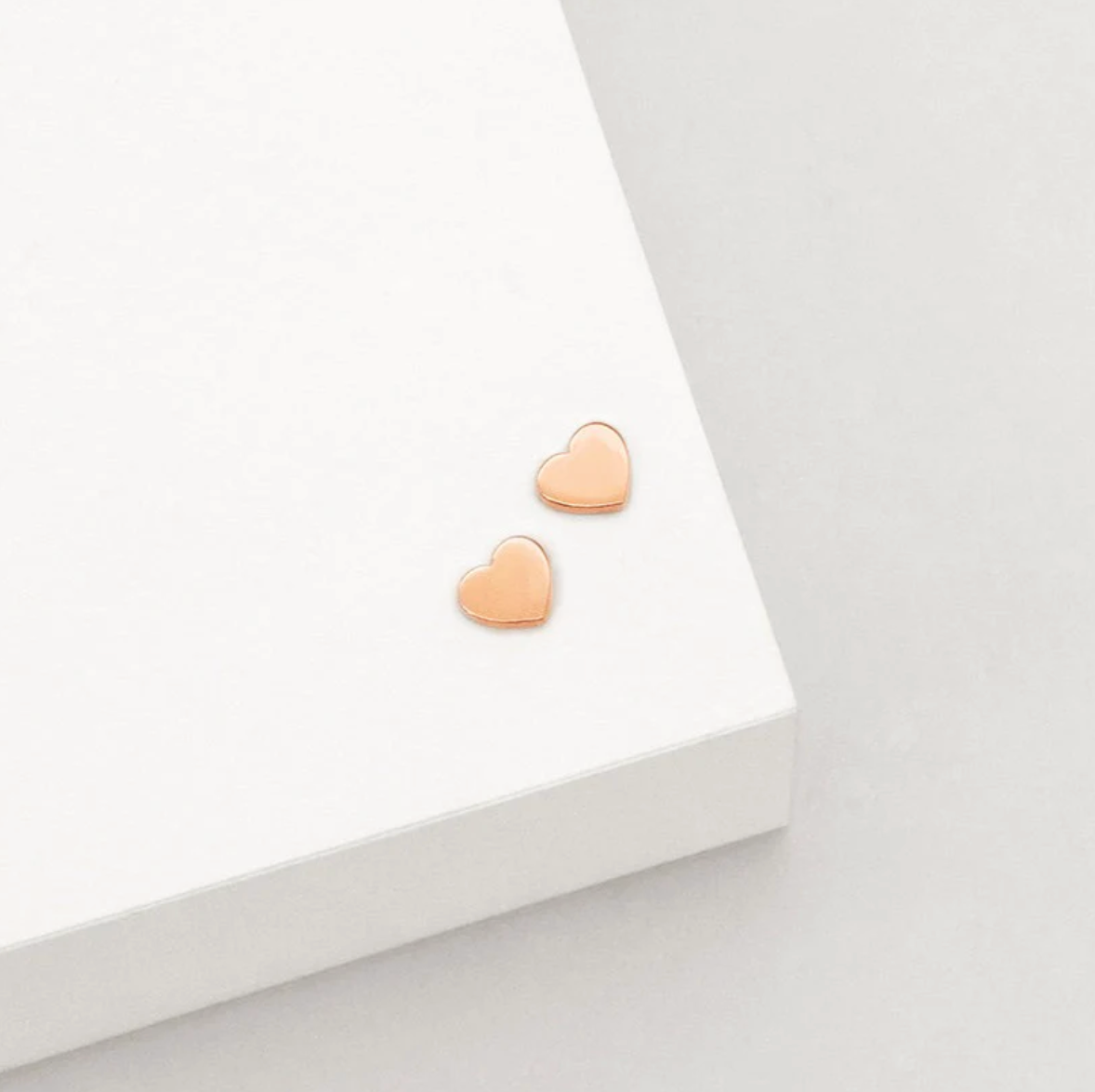 Linda Tahija Heart Studs