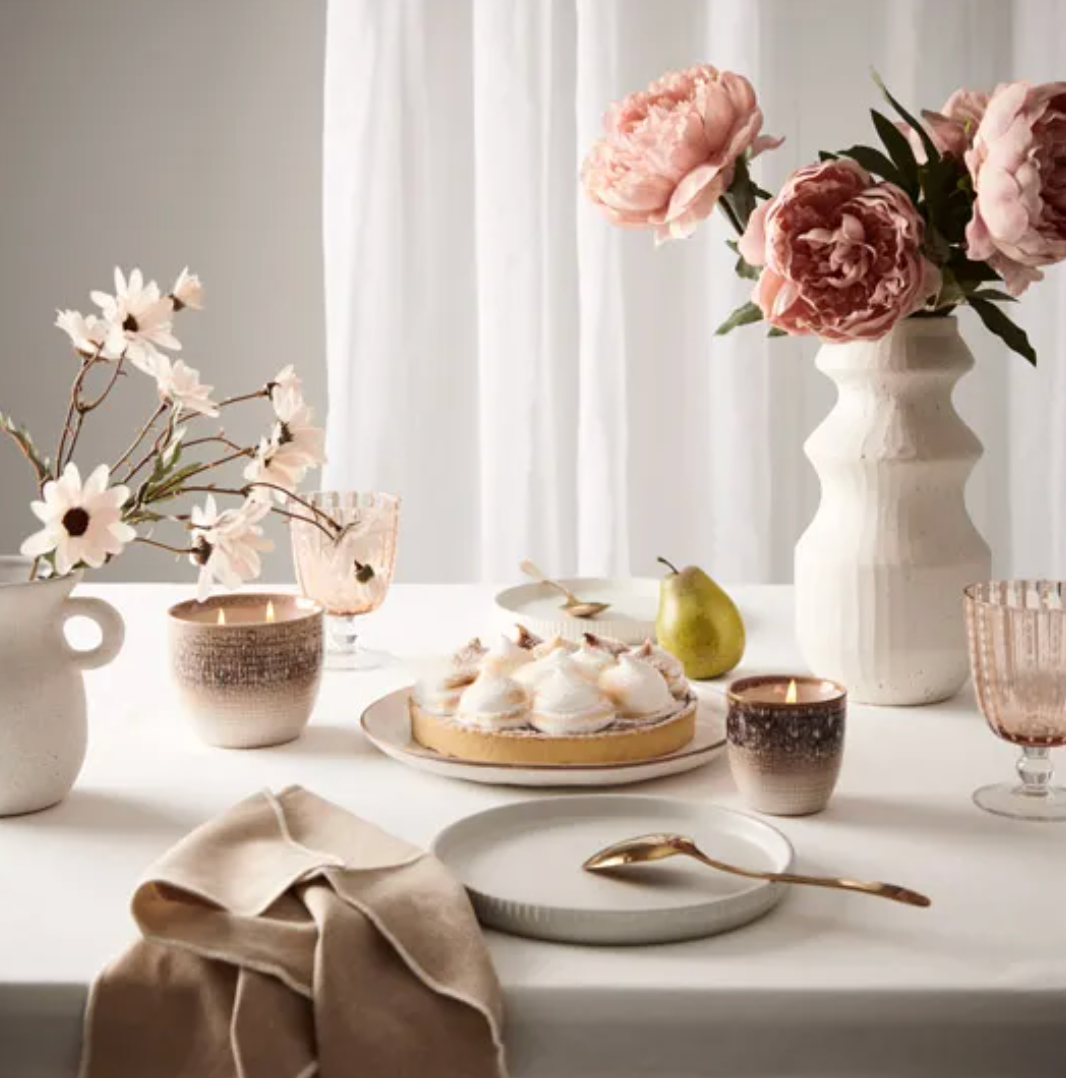 Floral Interior Candle Tia