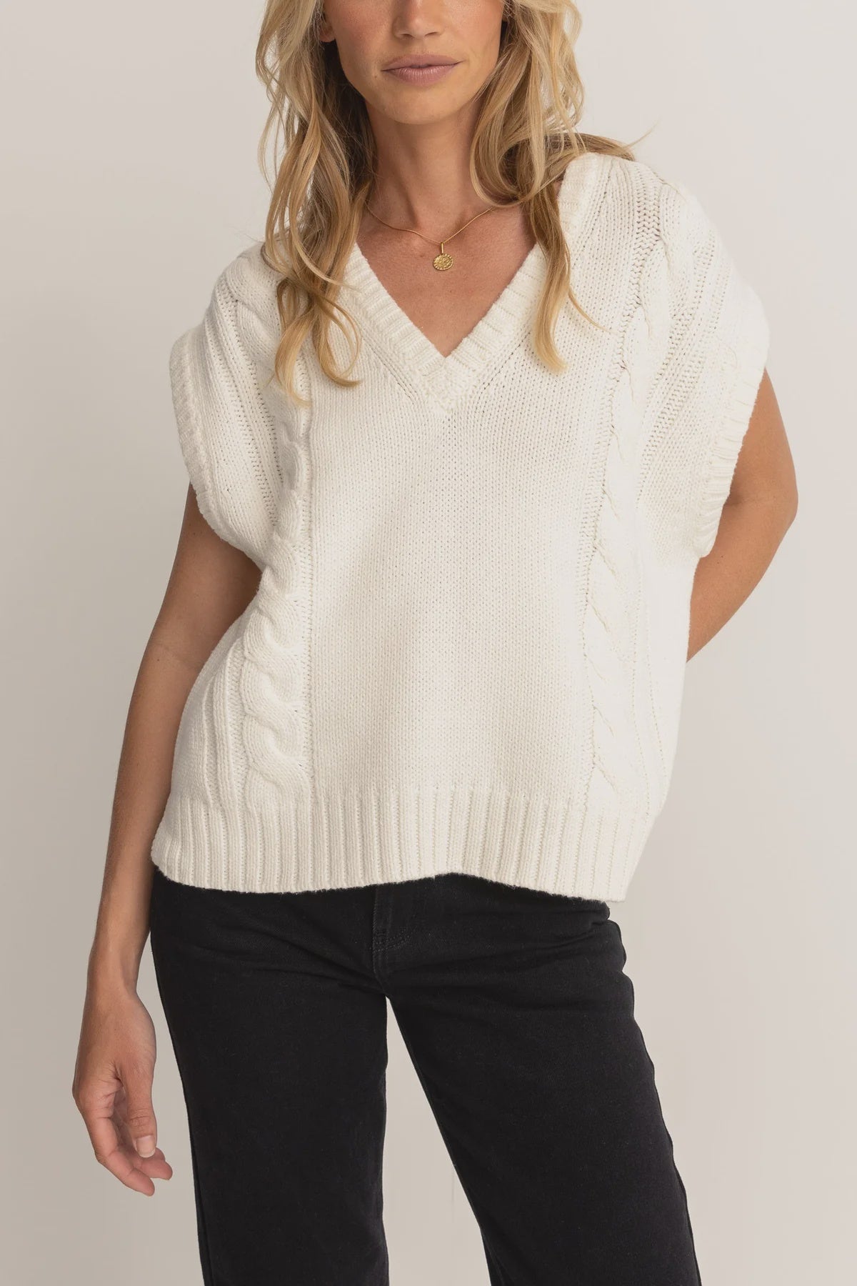 Finley Cable Knit Vest - White