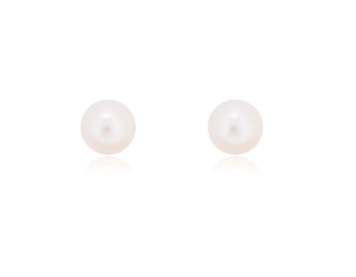 Linda Tahija 6mm Freshwater Pearl Studs