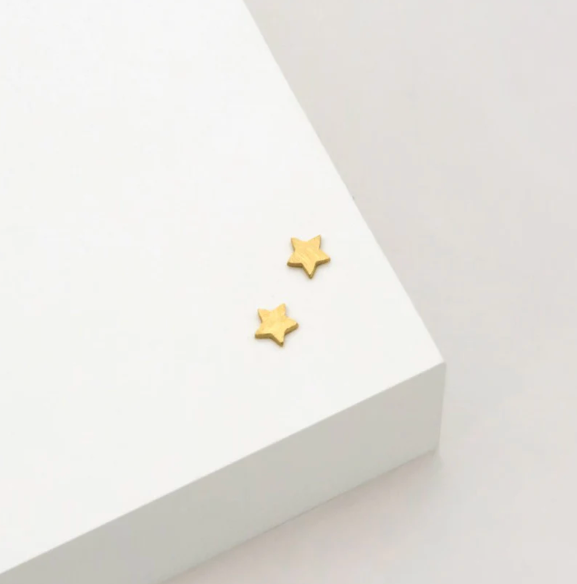 Linda Tahija Star Studs