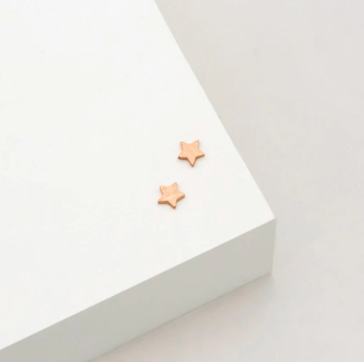 Linda Tahija Star Studs