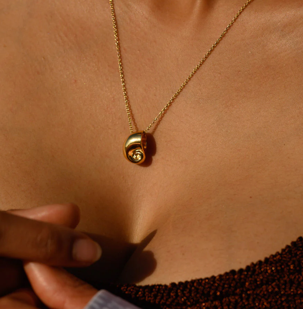 Linda Tahija Nautilus Necklace