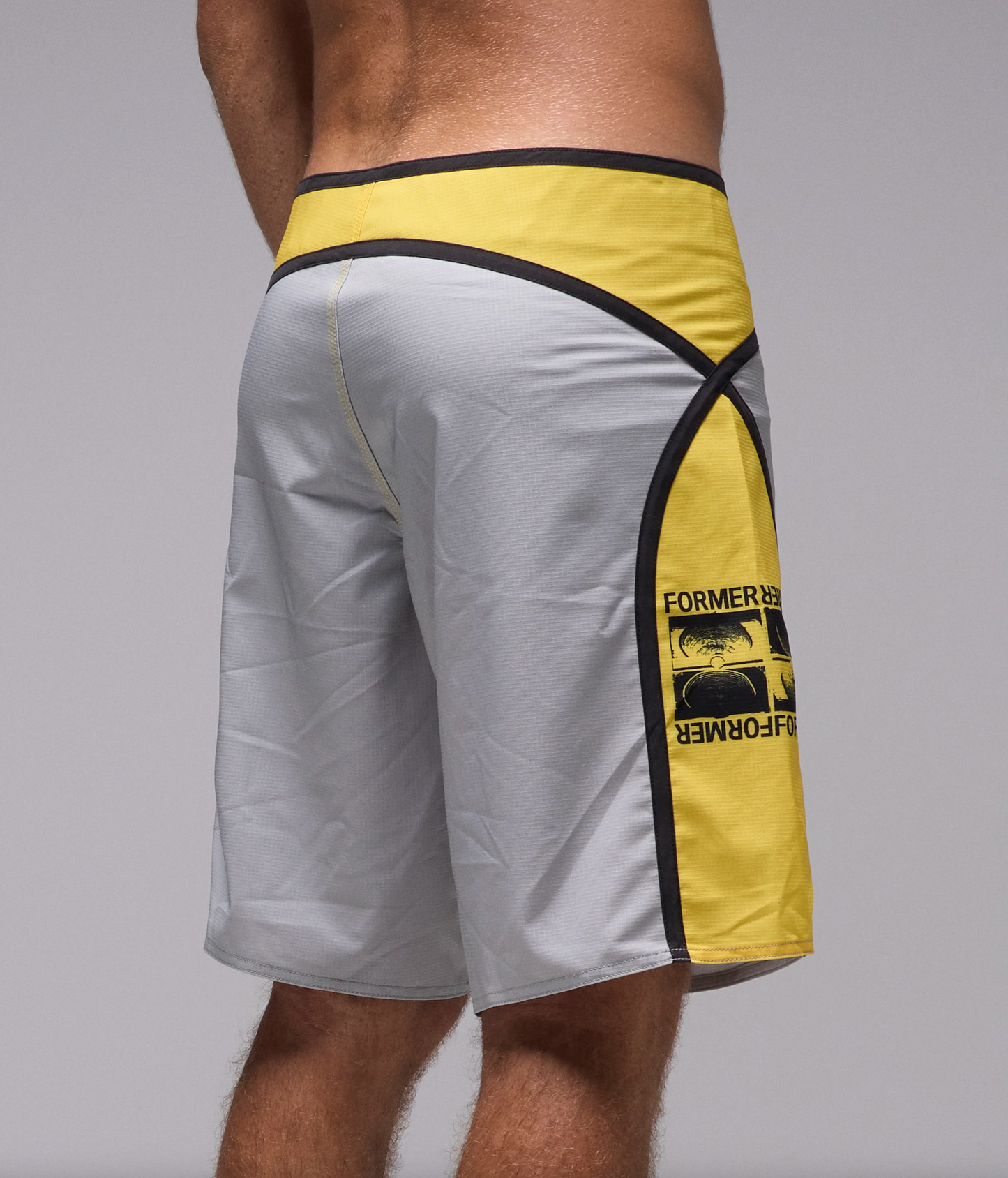 Former Chun Trunk 21"