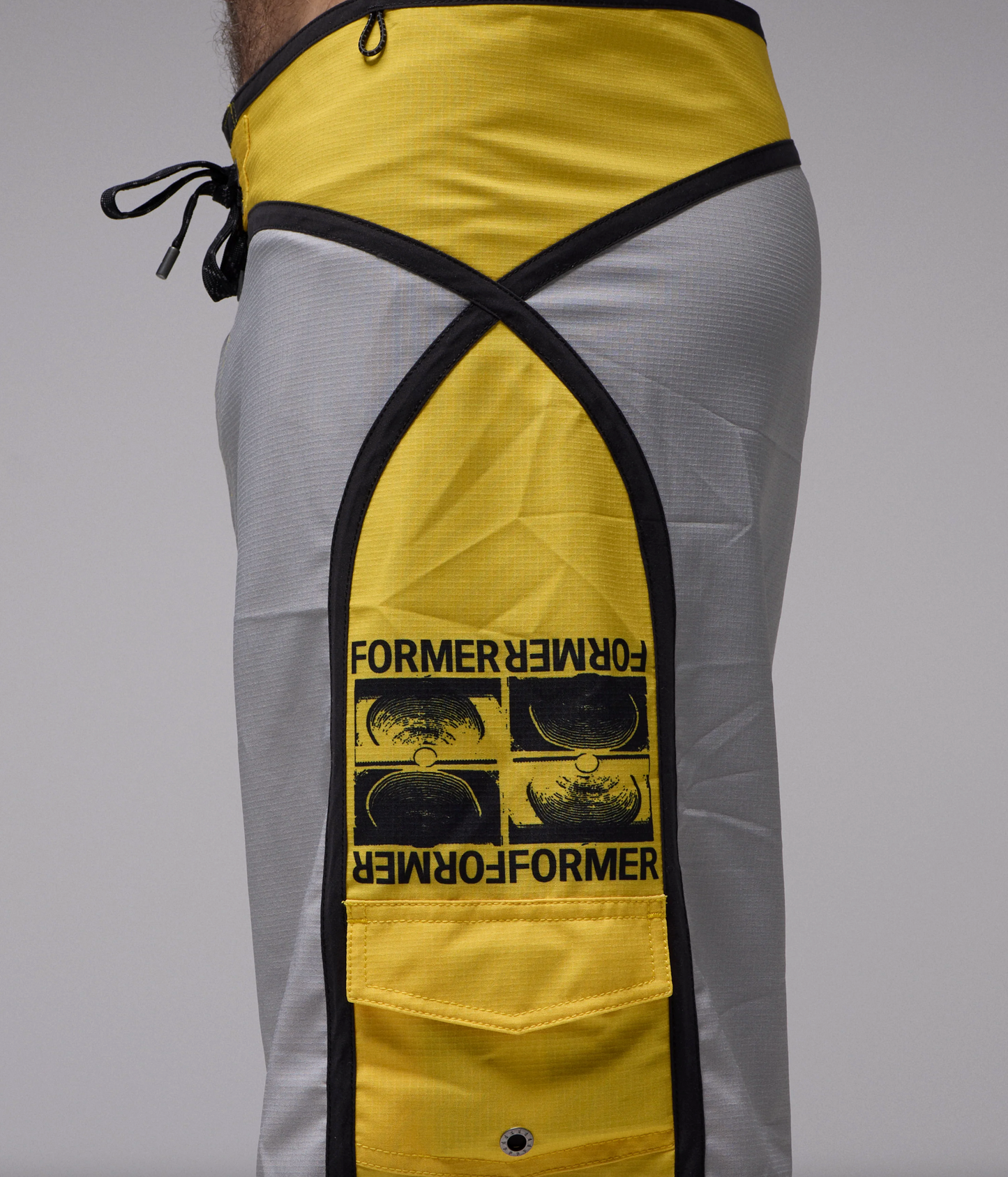 Former Chun Trunk 21"