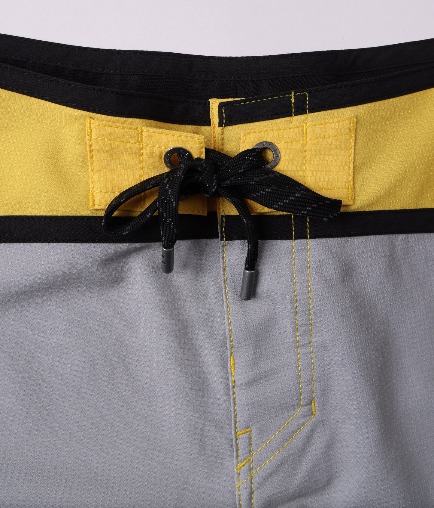 Former Chun Trunk 21"