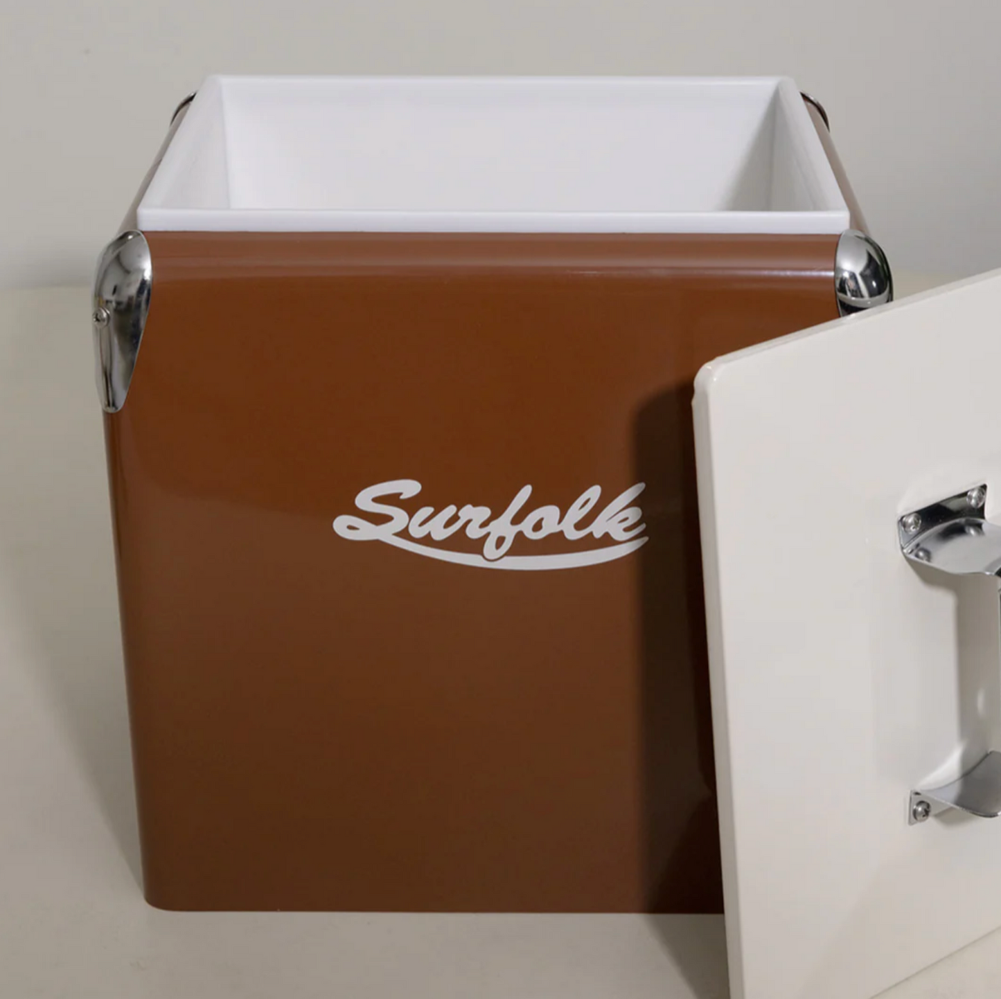 Surfolk Retro Cooler Box