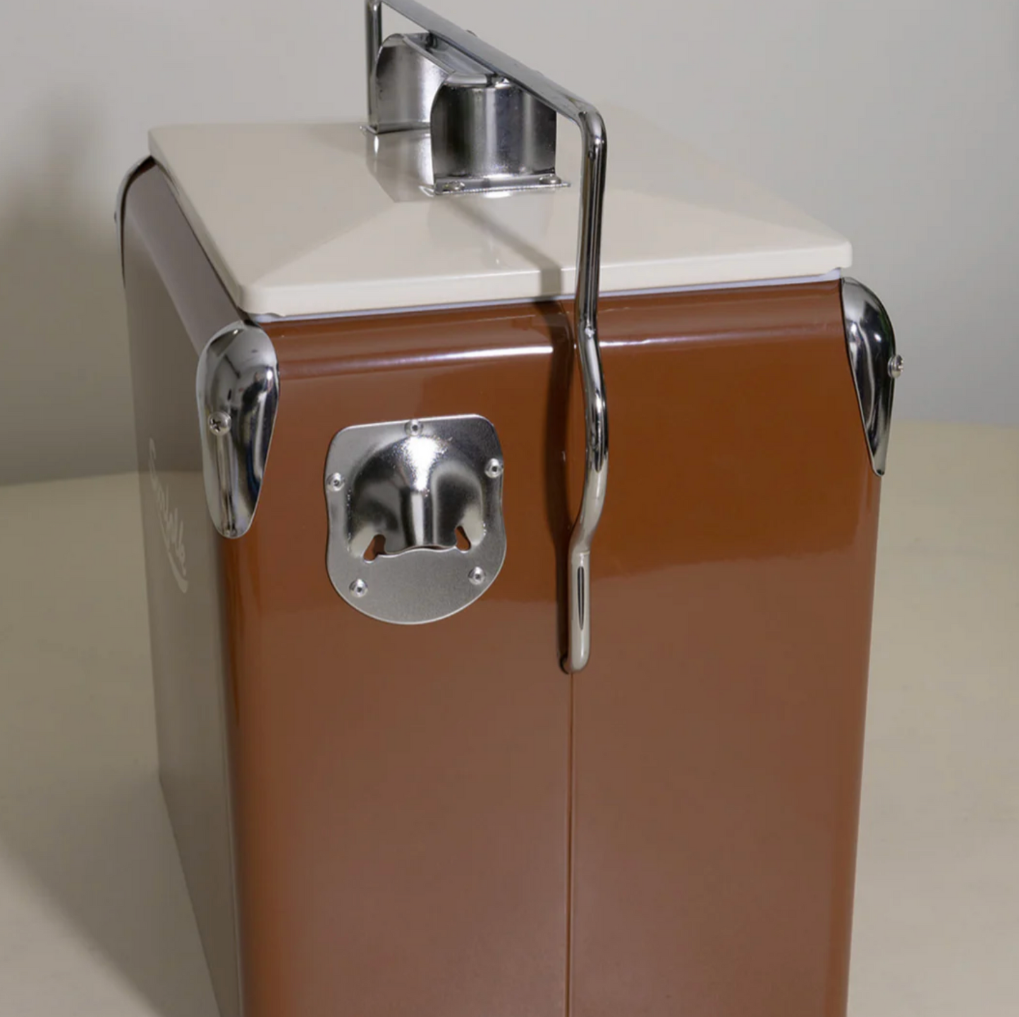 Surfolk Retro Cooler Box