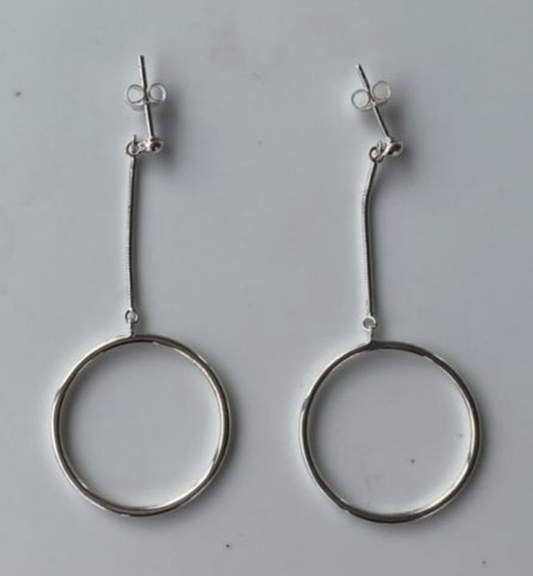 Sundy Mrnin circle drop earrings